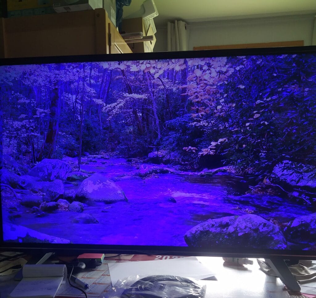 Problème filtre bleu sur l'écran de la TV
