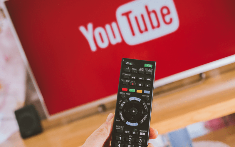 Comment Installer YouTube Sur votre Smart TV ? (11 Cas)